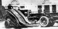 С 1956 года завод выпускал кукурузоуборочные комбайны и другую сельхозтехнику